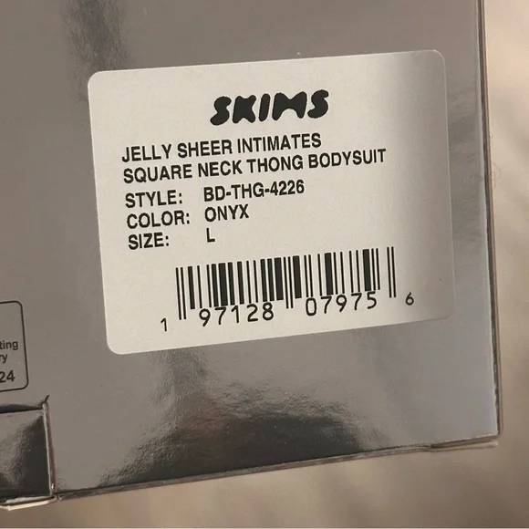 SKIMS Swarovski Square Neck Bodysuit Onyx - Picture 5 of 6